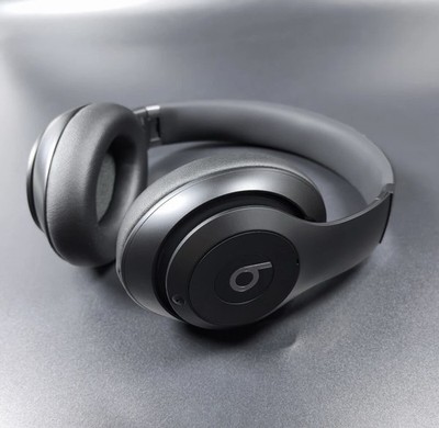 Beats Studio Pro Wireless Bluetooth Over-Ear Headphones New Sealed