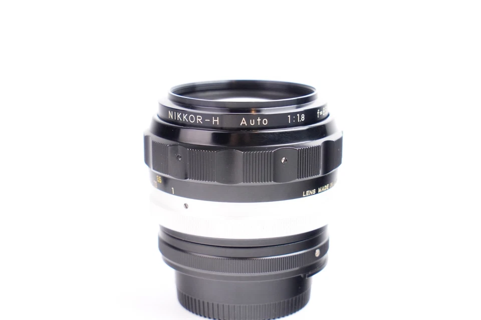 Objectif NIKON Nikkor-H Auto f/1,8 - 85mm #260023. Monture Nikon AI. - Photo 2/4