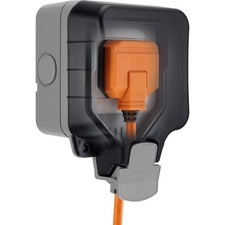 Image of BG Electrical WP23-01 Single Outdoor Weatherproof Unswitched Socket IP66 Rated