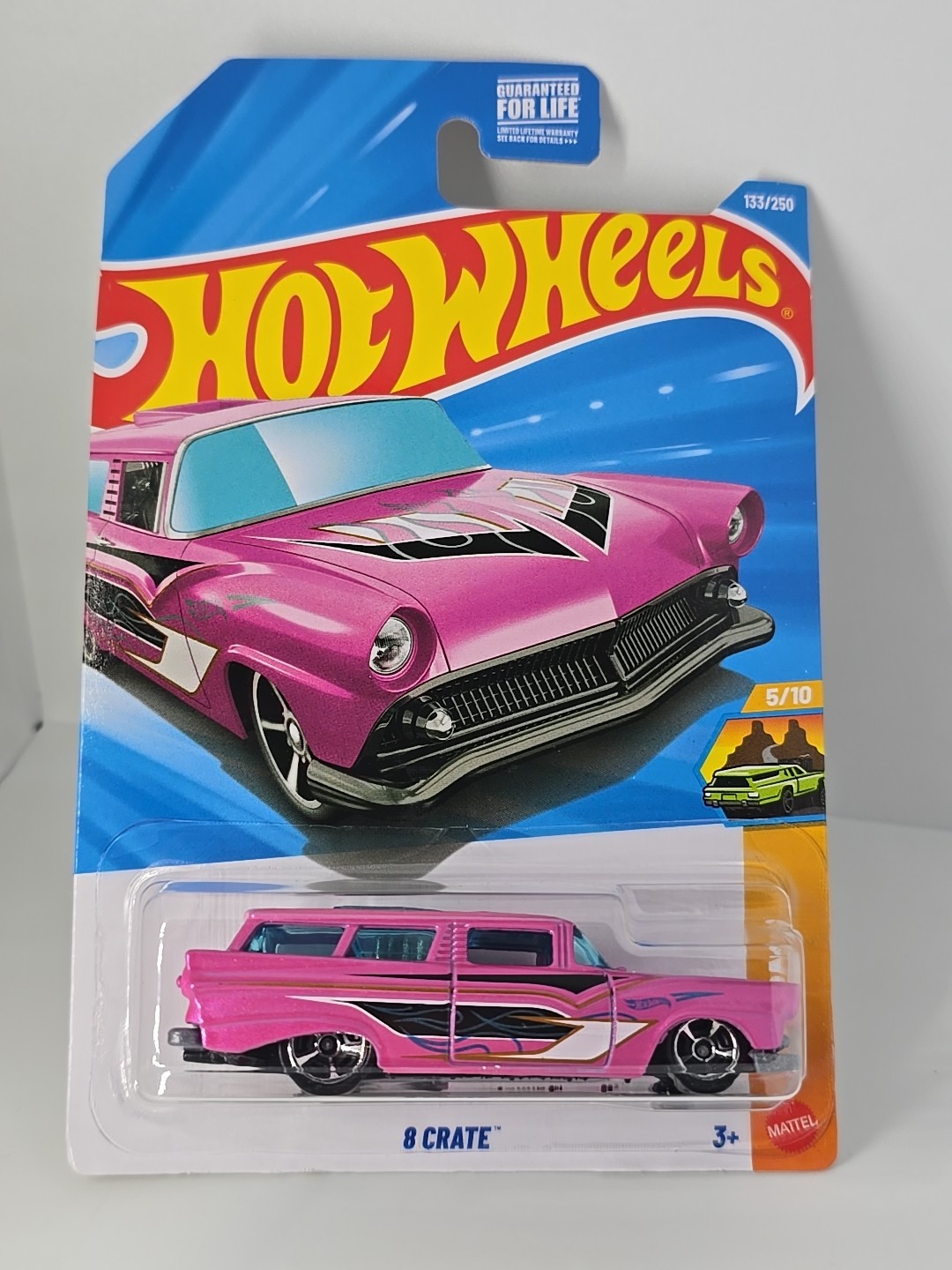 2026 Hot Wheels 8 crate pink