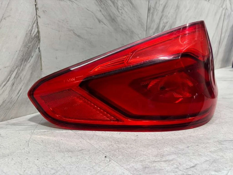 BMW 530I 540I M5 2017 2020 luz trasera exterior OEM lado izquierdo LED 63-21-7-376-469 Foto 3 de 4