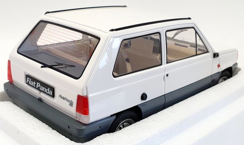 KK Scale 1/18 Scale Model Car KKDC180522 - 1980 Fiat Panda 45 - White - Picture 2 of 5