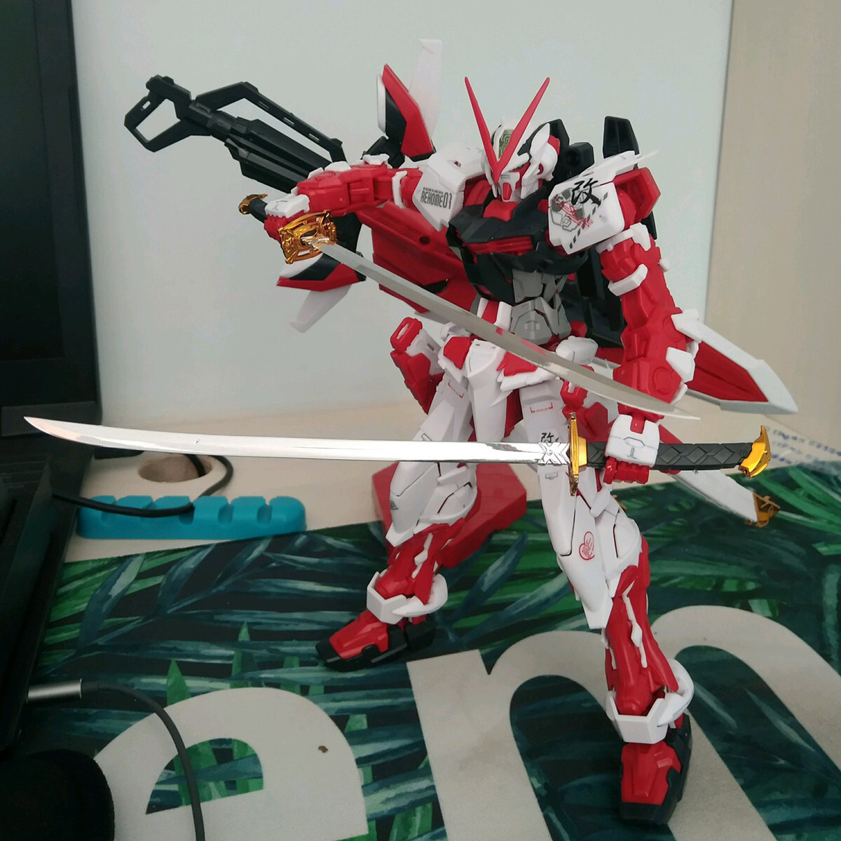 DRAGONさま Amazon.com: LEGO Ninjago Kai ZX Armor and Dragon Sword