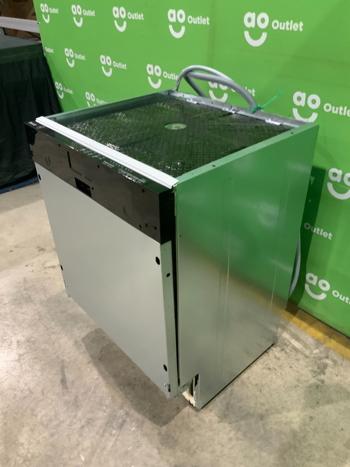 Baumatic Integrated Standard Dishwasher Black F Rated BI3F53L0B 