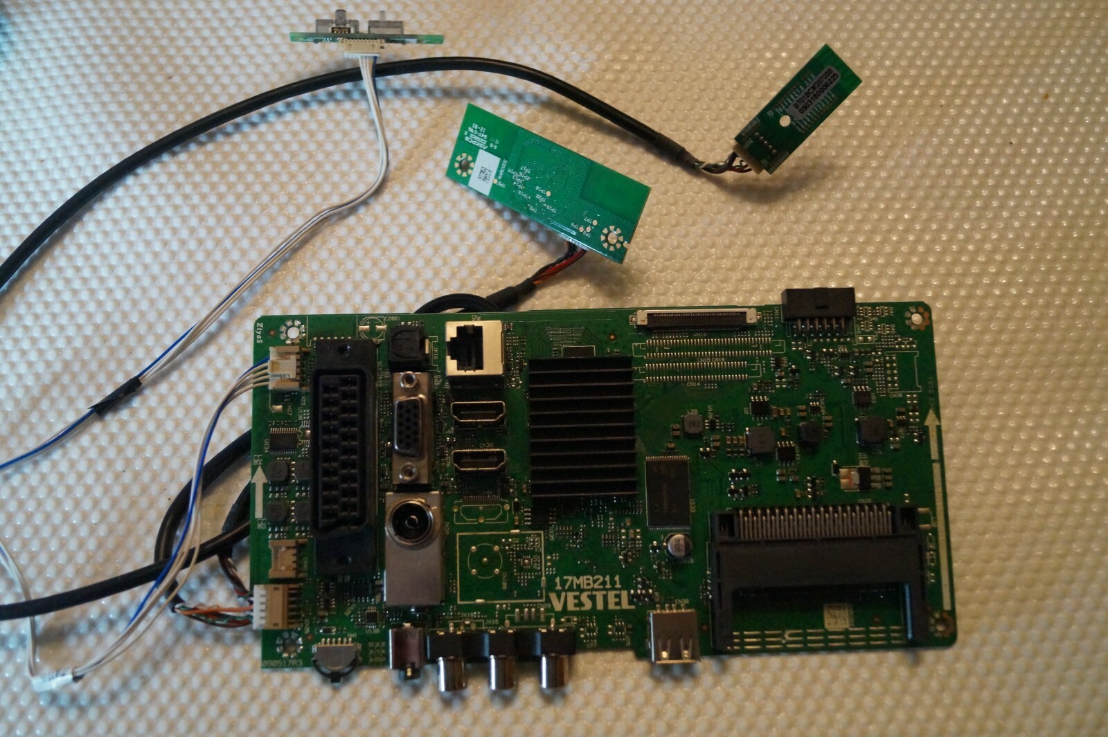 MAIN BOARD 17MB211 23497698 FOR 32"" POLAROID P32D300FP(A) TV, VES315UNDB-2D-N21