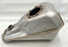 SERBATOIO BENZINA ( BUONO STATO ) -HONDA SHADOW 600 ANNO 2009 AL 2016