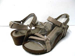 teva ysidro universal wedge