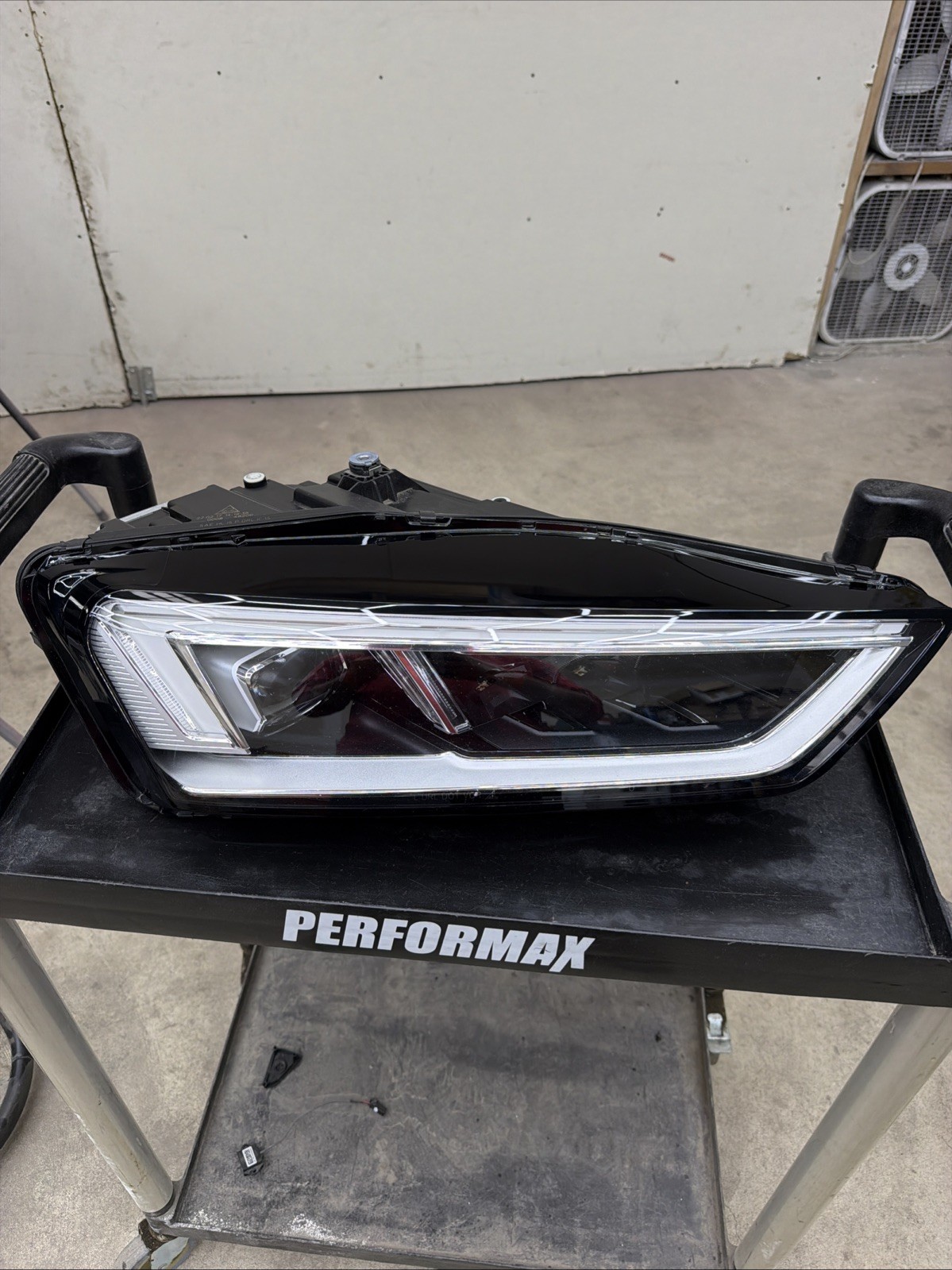 Audi R8 2017-2023 Front Right Headlight