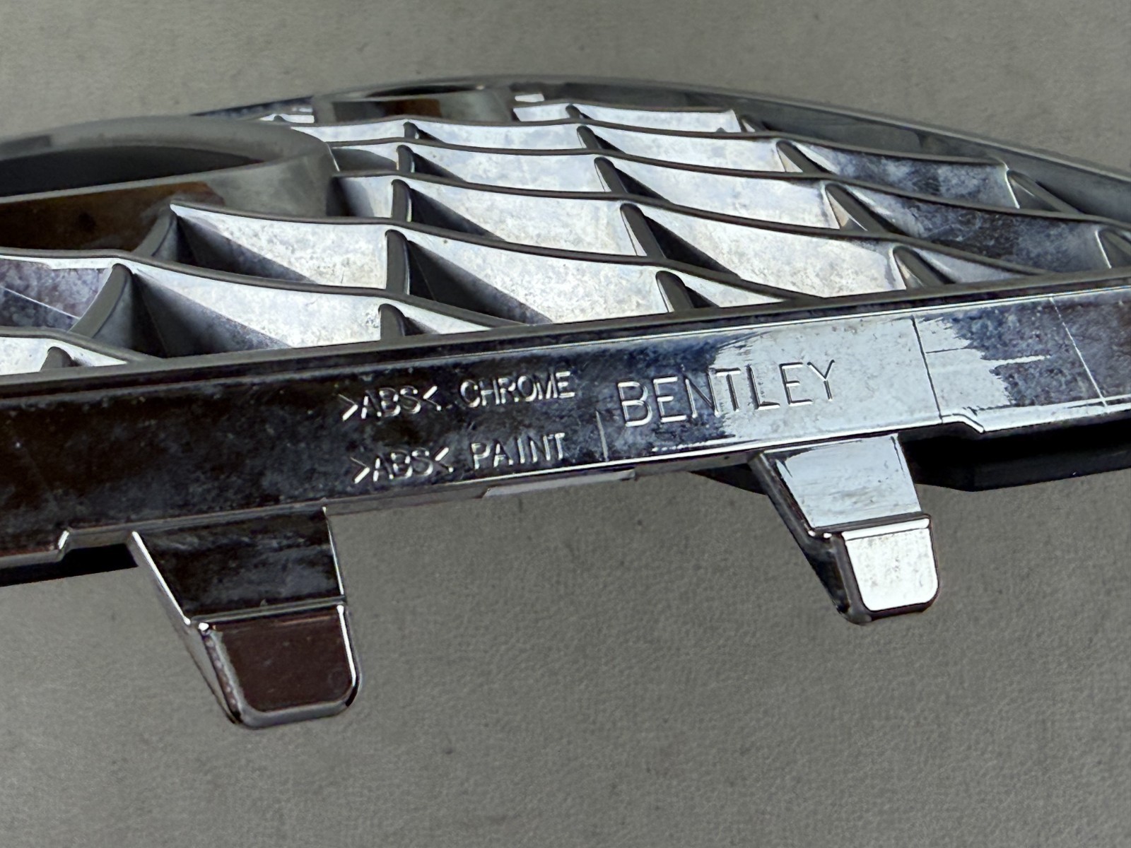 2021-2023 Bentley Bentayga Right Passenger RH Front Lower Side Chrome Grille OEM