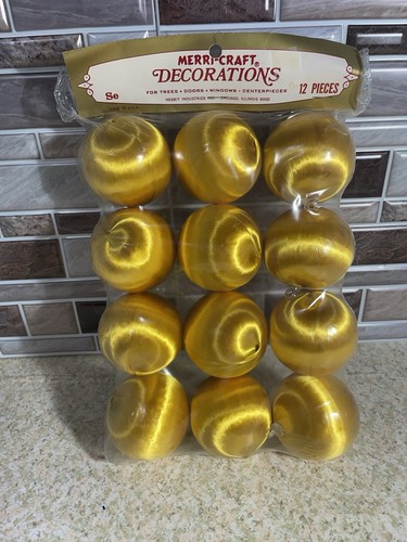 12 Vintage Satin Christmas Ornaments Gold 2" Merri-Craft USA New - Picture 8 of 10