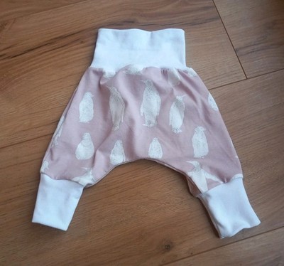 Pumphose Gr. 56 - 62 Handgemacht Handmade Pinguine Rosa Mädchen Babyhose Winter
