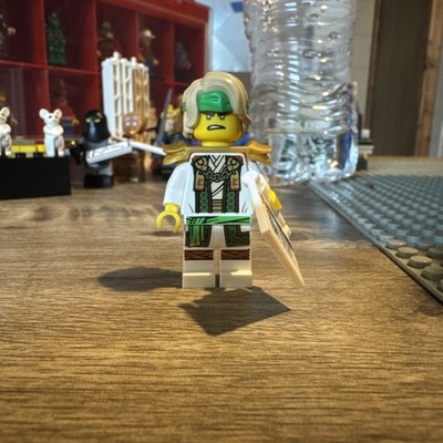 Lego Ninjago Master Lloyd Minifigure New From Set 71819 With Shoulder Armor.