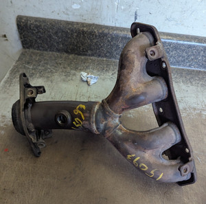 2005-2008 Toyota Corolla Exhaust Manifold Exhaust Header Genuine Part OEM