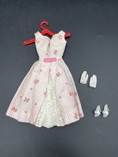 Vintage Barbie GARDEN PARTY #931 ~ Dress, Shoes, and Gloves