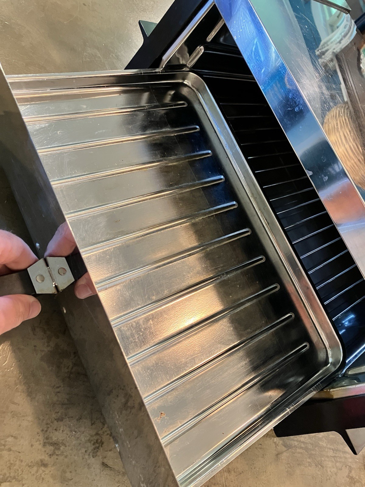 Vintage Toastmaster Tabletop Oven / Toaster Oven / Broiler Model 5211 1300W