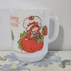 VNTG 1980 Strawberry Shortcake Milk Glass Mug Anchor Hocking American Greetings