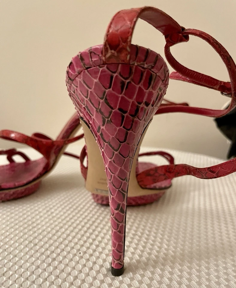 Dolce & Gabbana Women’s Python ￼Shoes Size 40.5 Color fuchsia - Image 3 of 4