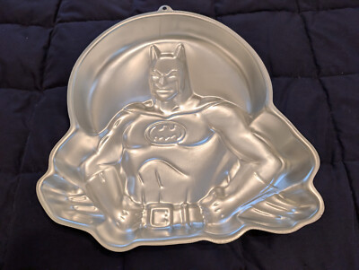 VTG 1989 Batman Cake Pan #2105-6501 By Wilton 14