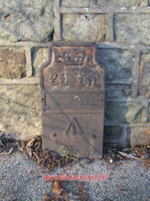 PHOTO  MARKER POST HEST BANK THIS IS NEAR TO THE MILESTONE AND IS UNUSUAL (OR AT
