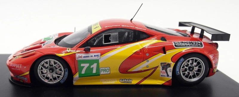 Resina Fujimi escala 1/43 - TSM11FJ022 Ferrari F458 Italia GT2 LM 24H 2011 Foto 2 de 4