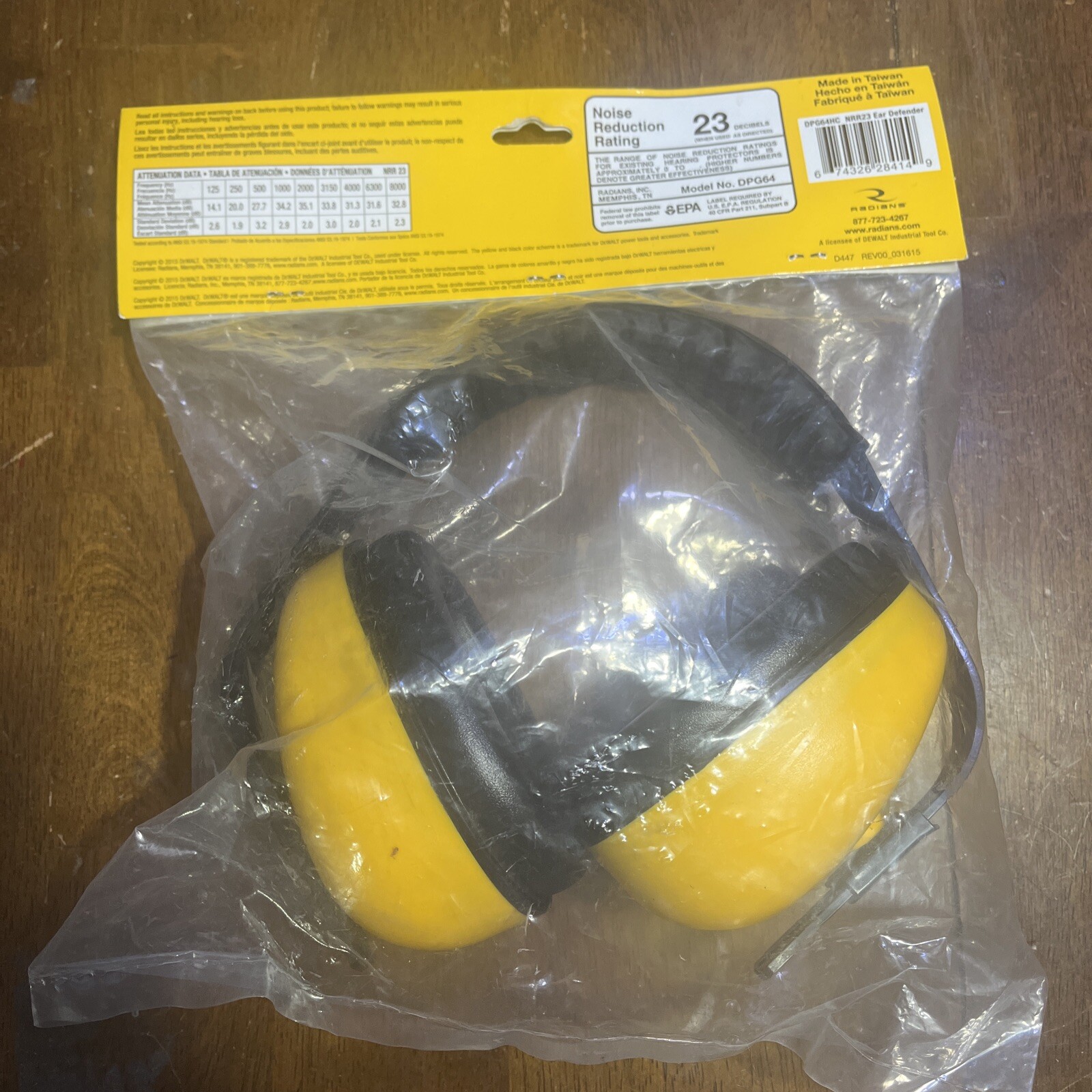 Dewalt Interrupter Lightweight Earmuff Ear Defender NRR 23 Yellow