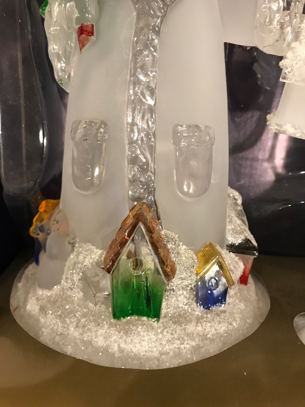 NEW MB Merry Brite Lighted Acrylic Santa (2003). Battery Operated