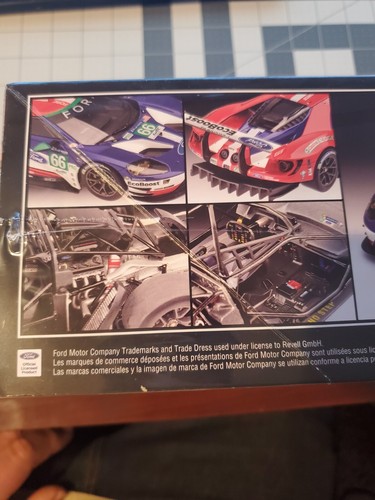 REVELL 1/24 Ford GT Lemans 2017 - 85-4418 - Factory Sealed - Picture 4 of 8