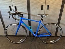 GIANT Liv Avail 3 Size M Compact Road Design