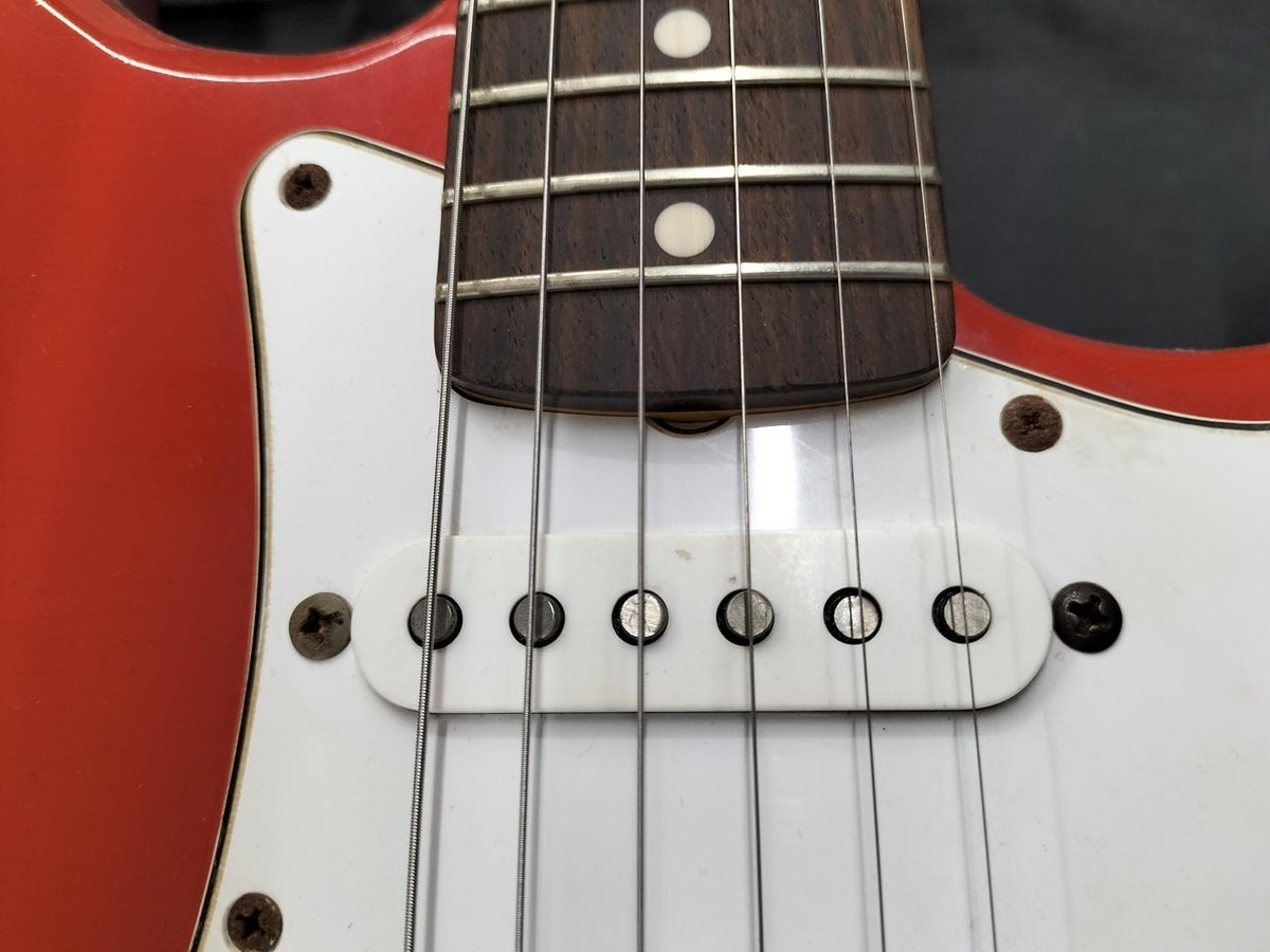 Fender Japan Stratocaster Red Made in Japan 1982-1984 JV Serial