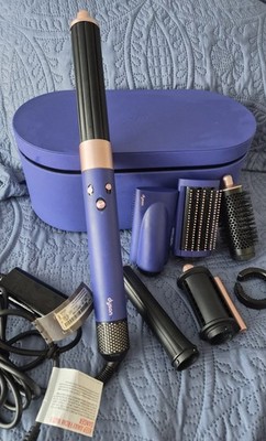 Dyson Airwrap in Vianca Blue