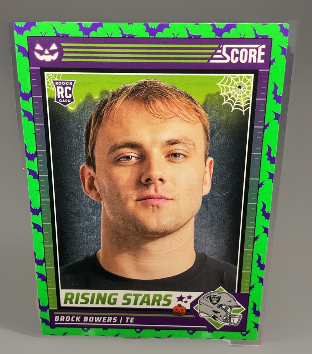 2024 Panini Score-A-Treat - Rising Stars Green Bats #8 Brock Bowers (RC)