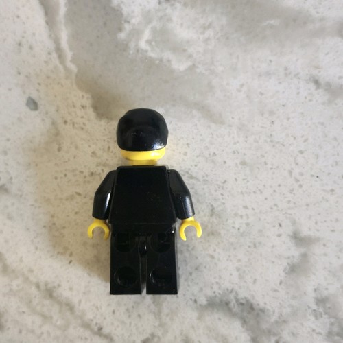 LEGO Classic Town Male Boy Black Suit Red Shirt - Picture 3 of 3