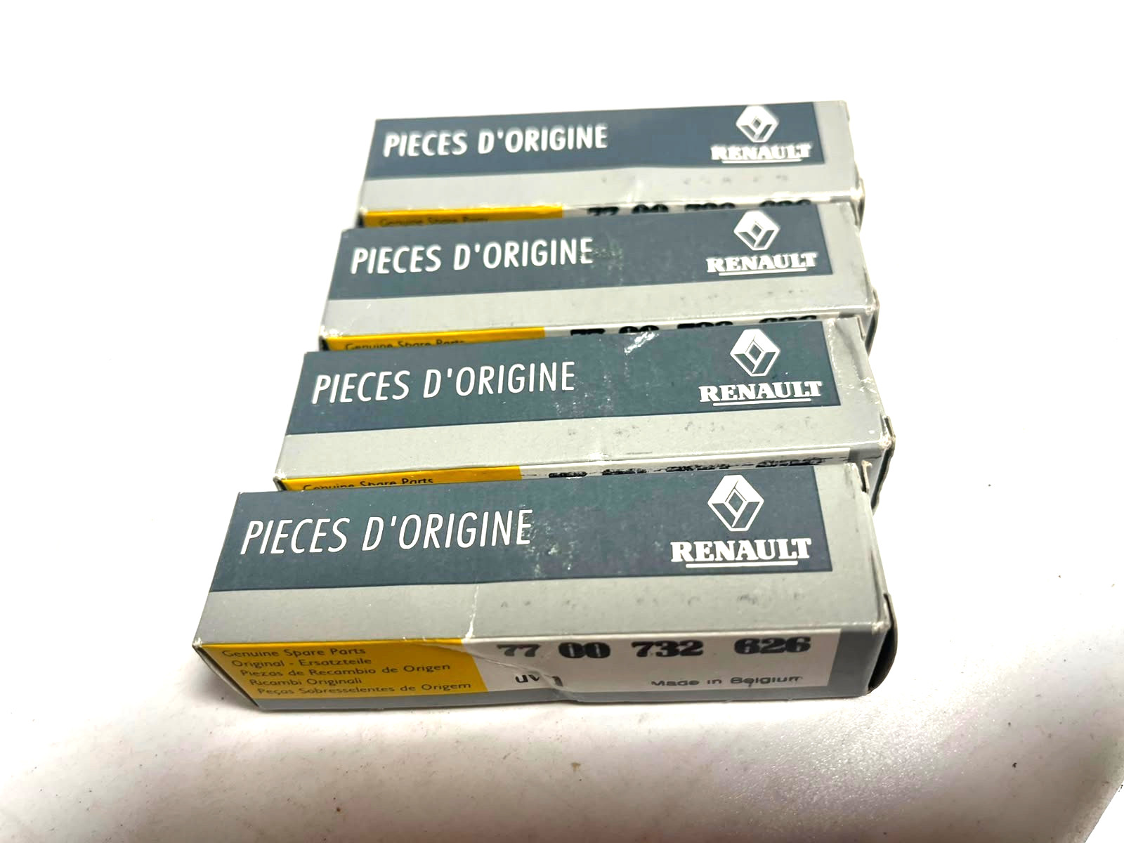 Set of 4 Genuine Renault Super 5 R9 R11 R19 Spark Plugs 7700732626 New In Box