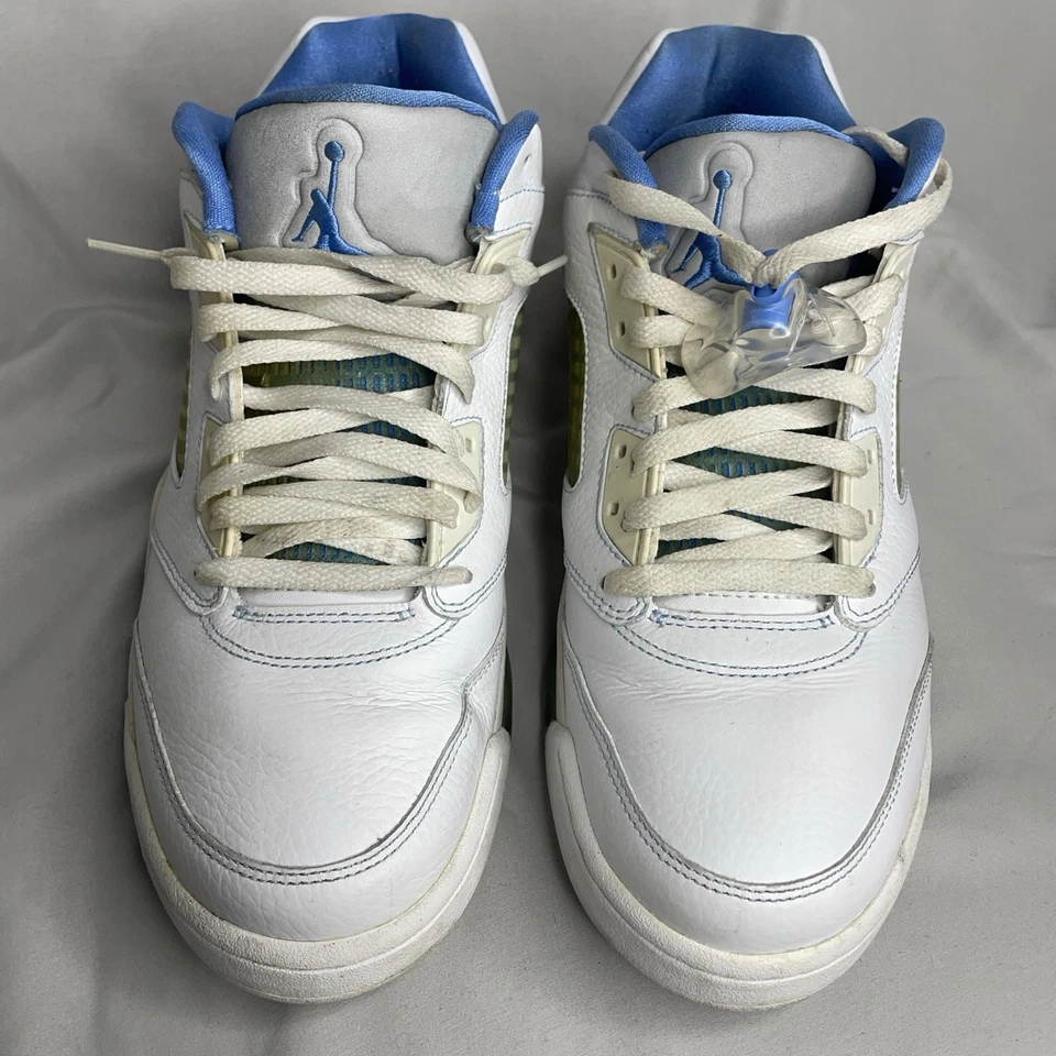 Air Jordan (W) 5 Retro Bajo 11 Azul Universitario 2006 Caja Original Como Está Suela Desmoronada Foto 3 de 4