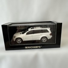 MINICHAMPS Mercedes Benz GL Klasse Scale Model Car 1:43 Collectible Premium 15+