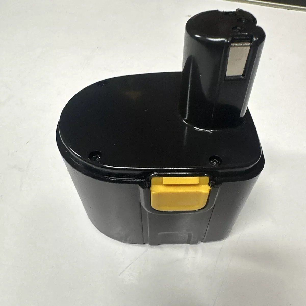 Gtech ht04 18v battery deals