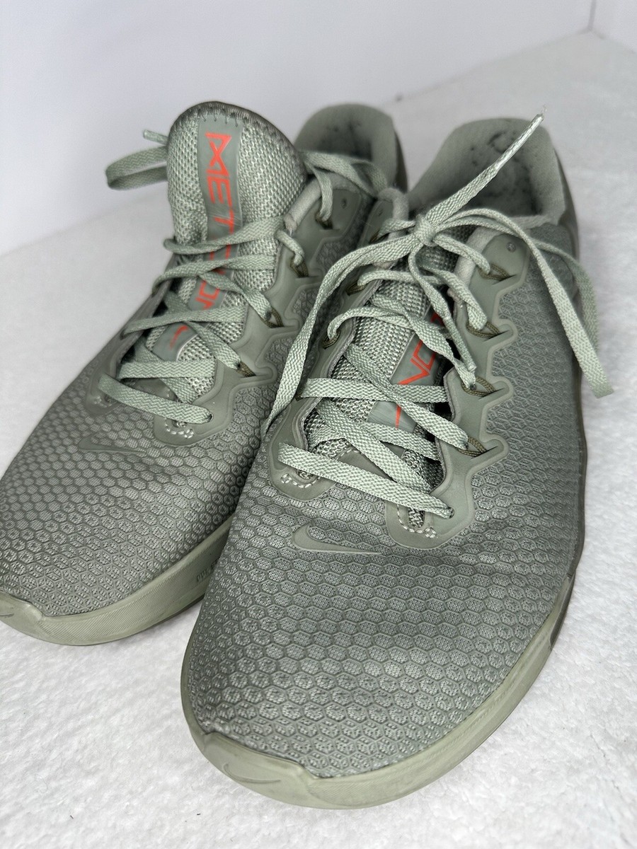 nike metcon 5 olive green
