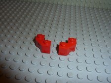 2 x LEGO train red facet brick ref 87620 / set 7938 60098 7188 7984 1020 