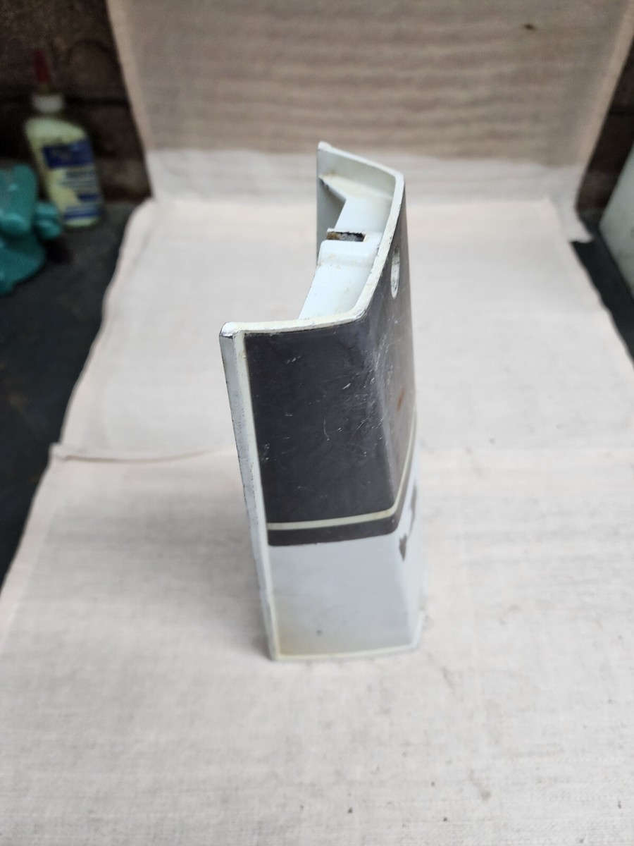 Dn2c14273 Volvo Penta 280 Shift Link Housing Cover 832570