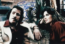 CAROLINE MUNRO signed Autogramm 20x30cm MANIAC in Person autograph COA