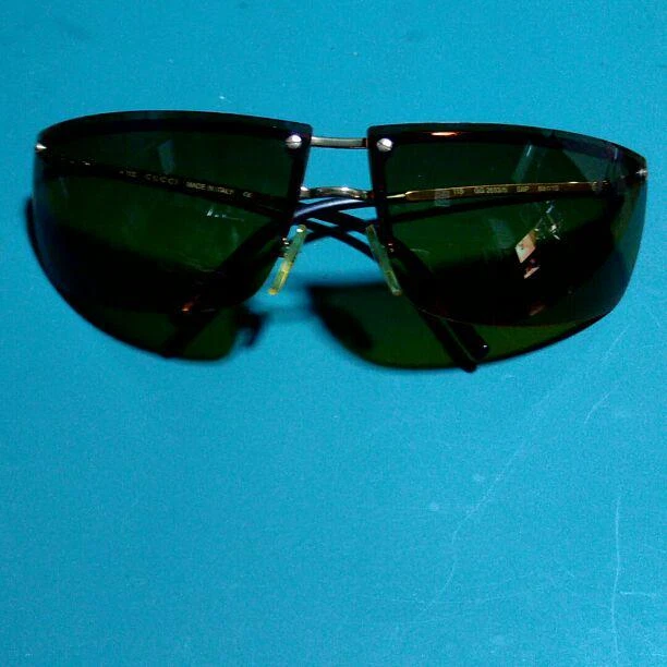 Lunettes de soleil Gucci authentiques