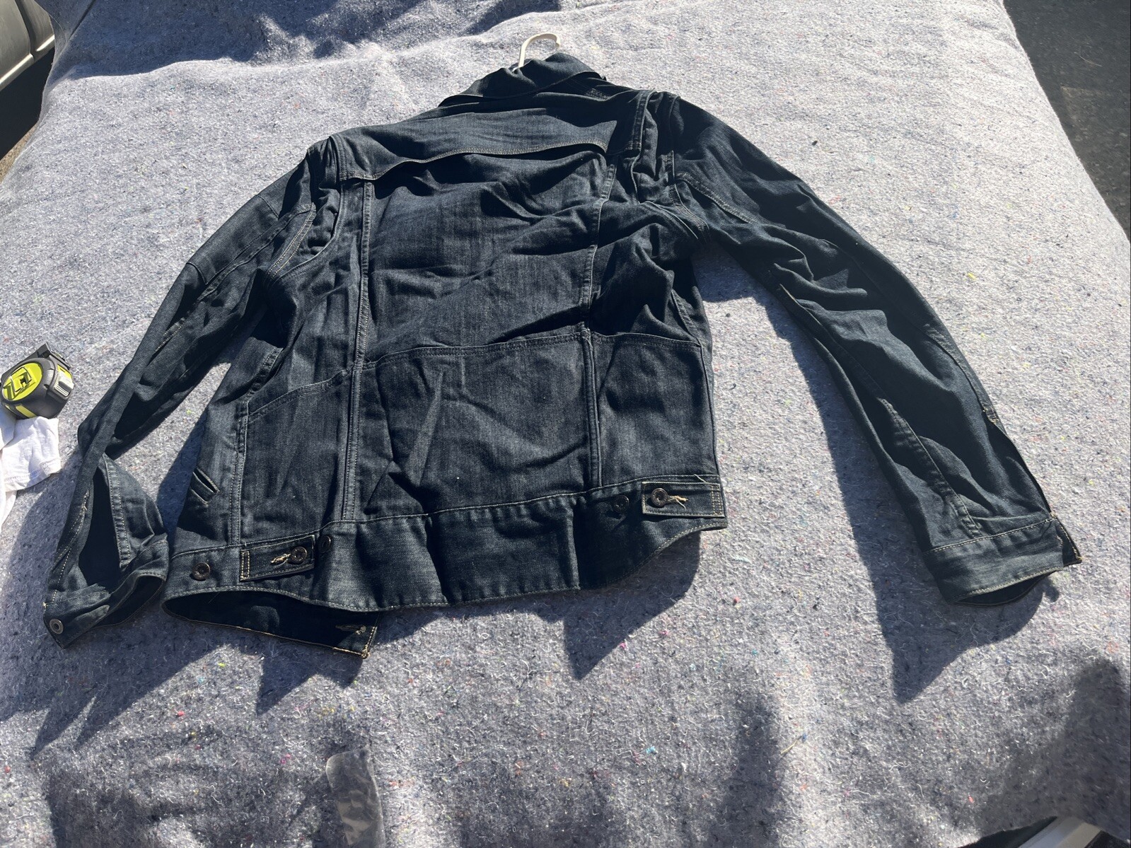 Levi’s Denim Jean Jacket XL 98% Cotton Button Down Pockets Trucker Dark Blue Xl thumbnail 14