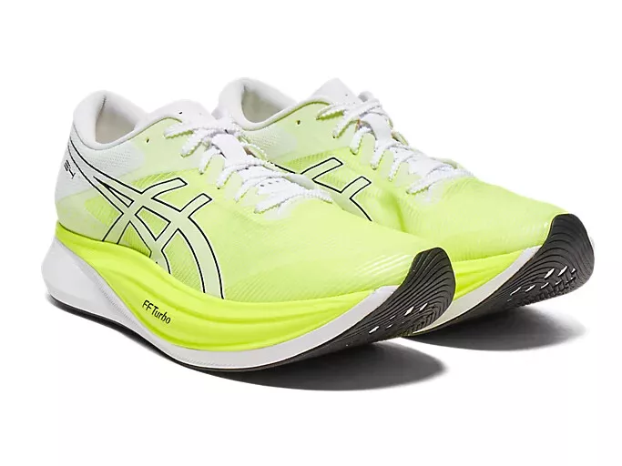 ASICS S4 1013A129 300 Green White Running Shoes |