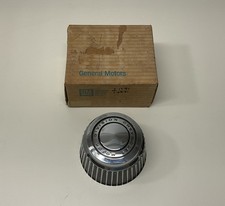 NOS GM 1968-82 Chevelle Corvette Camaro Center Wheel Cap 3925805 ￼f4
