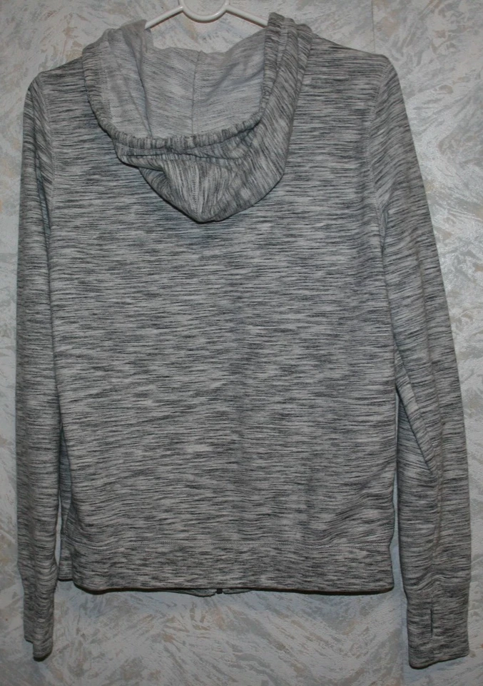SONOMA hooded top.Size Large.White/black striped.Zipper.Long sleeves.Pockets.GUC - Image 2 of 2