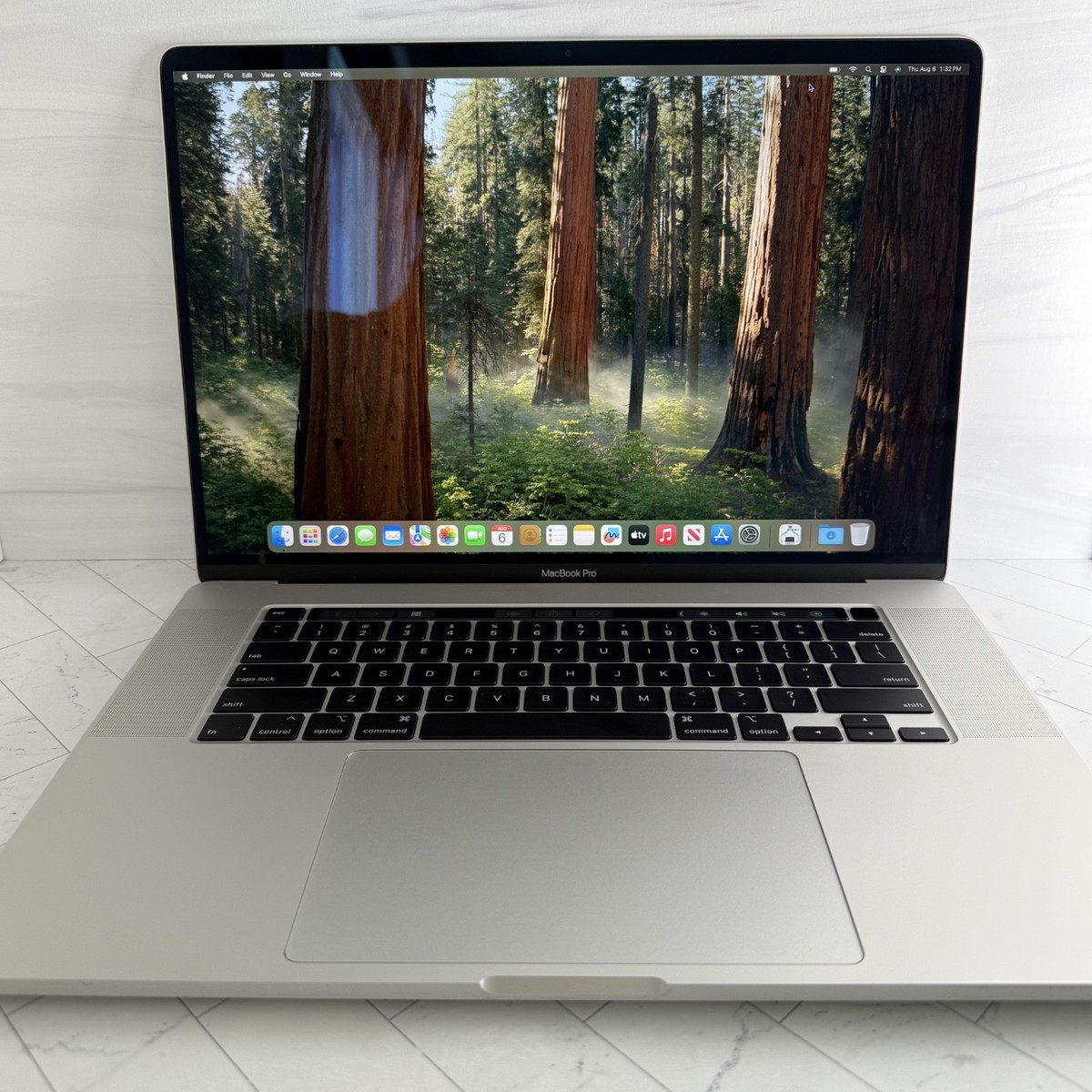 Apple MacBook Pro 2019 16