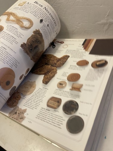 The Ultimate Teddy Bear Book by Pauline Cockrill 1991 Hardcover First Edition DJ - Zdjęcie 15 z 18