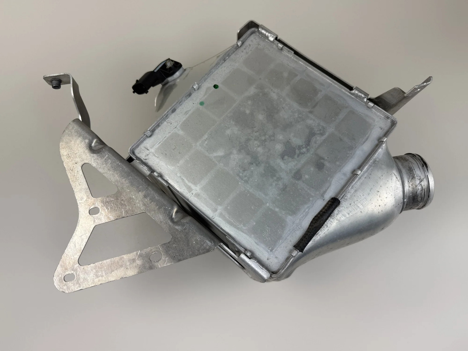 McLaren 570S 2016-2021 Right Intercooler P/N 13F0303CP