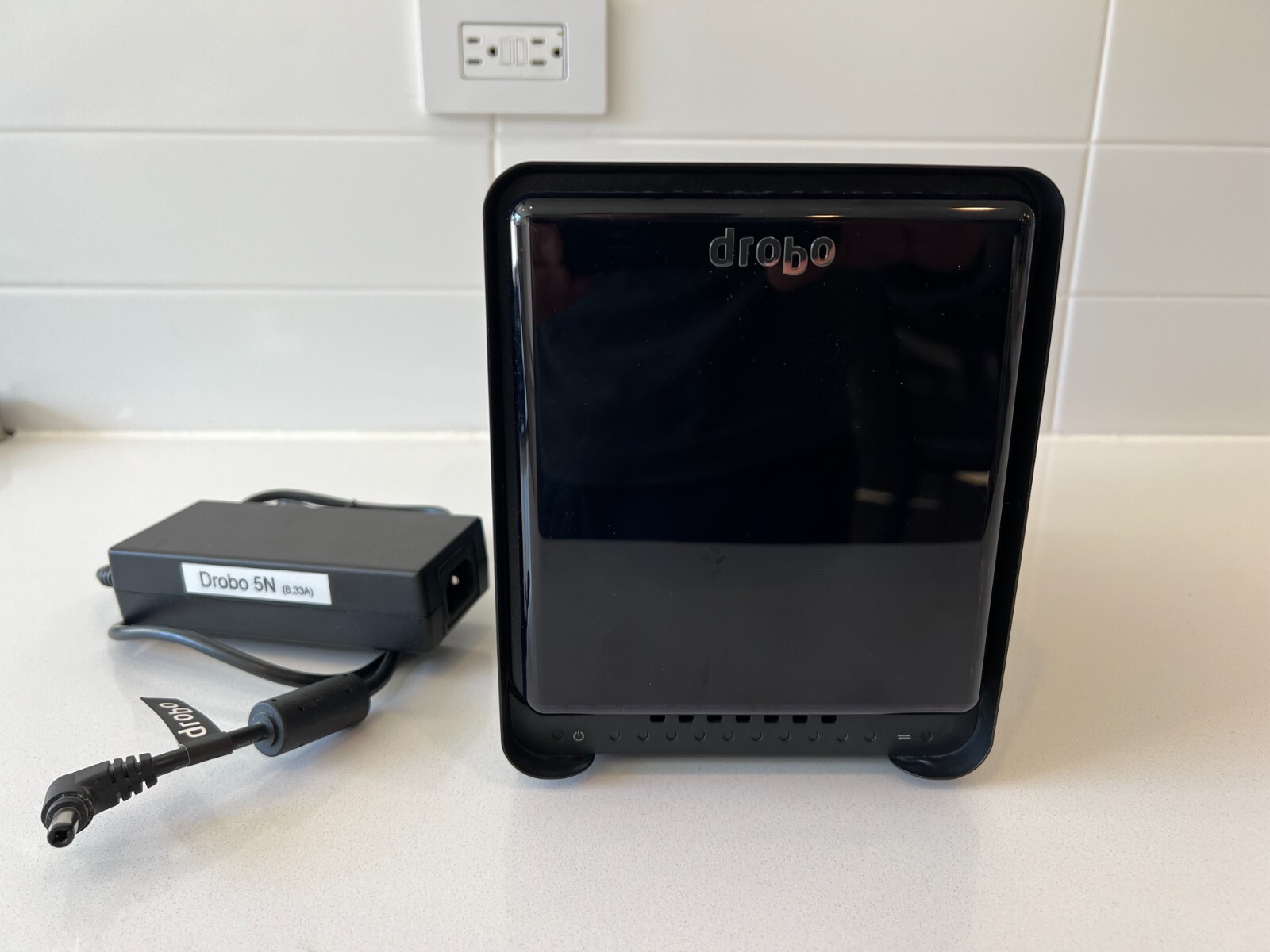 Drobo 5N DRDS4A Network Attached 5 Bay Storage with power supply no