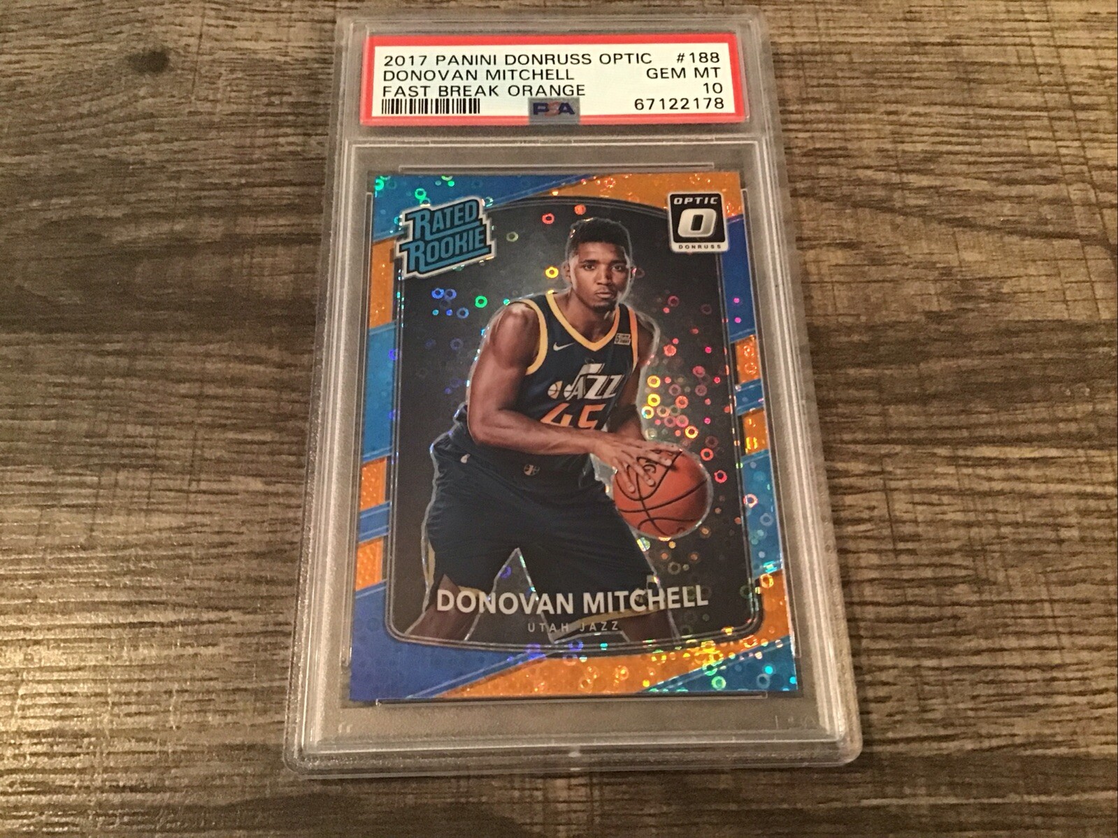 Donovan Mitchell 2017 Donruss Optic Fast Break Orange RC Card #188 /193 PSA10